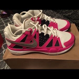 Women’s sneakers